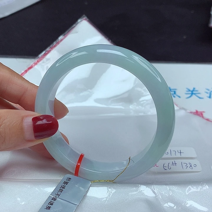 翡翠手镯未镶嵌56圈0174