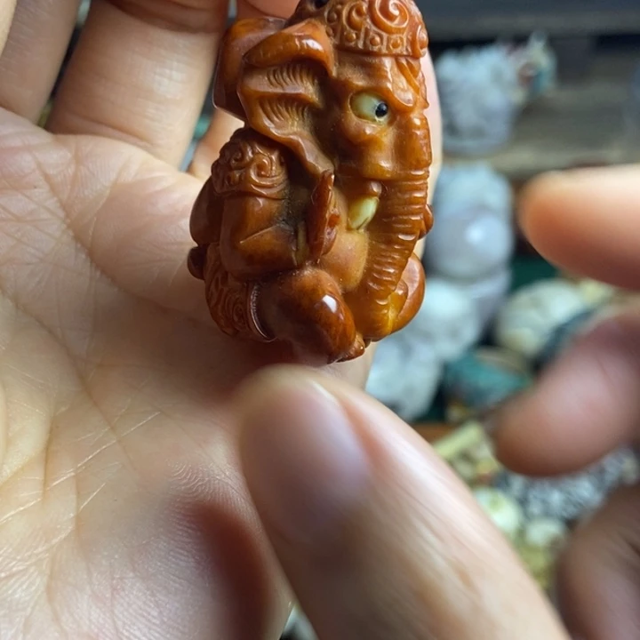 舞**斌配饰鹿角雕刻一个福利出