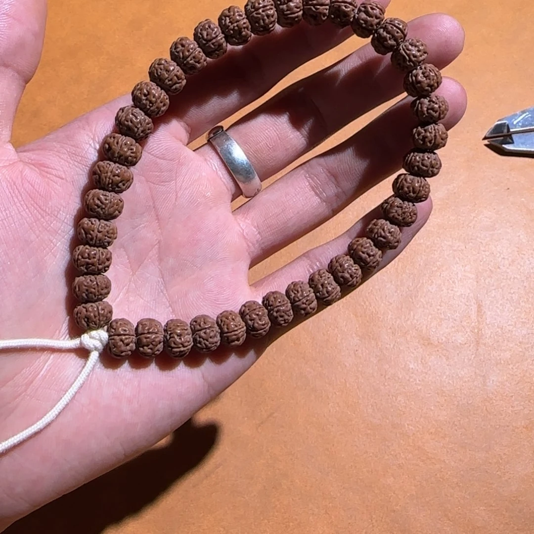 金刚菩提吊坠老树王手持