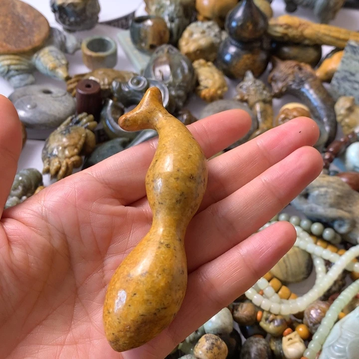 岫岩河磨玉（透闪石质玉）未镶嵌笔搁