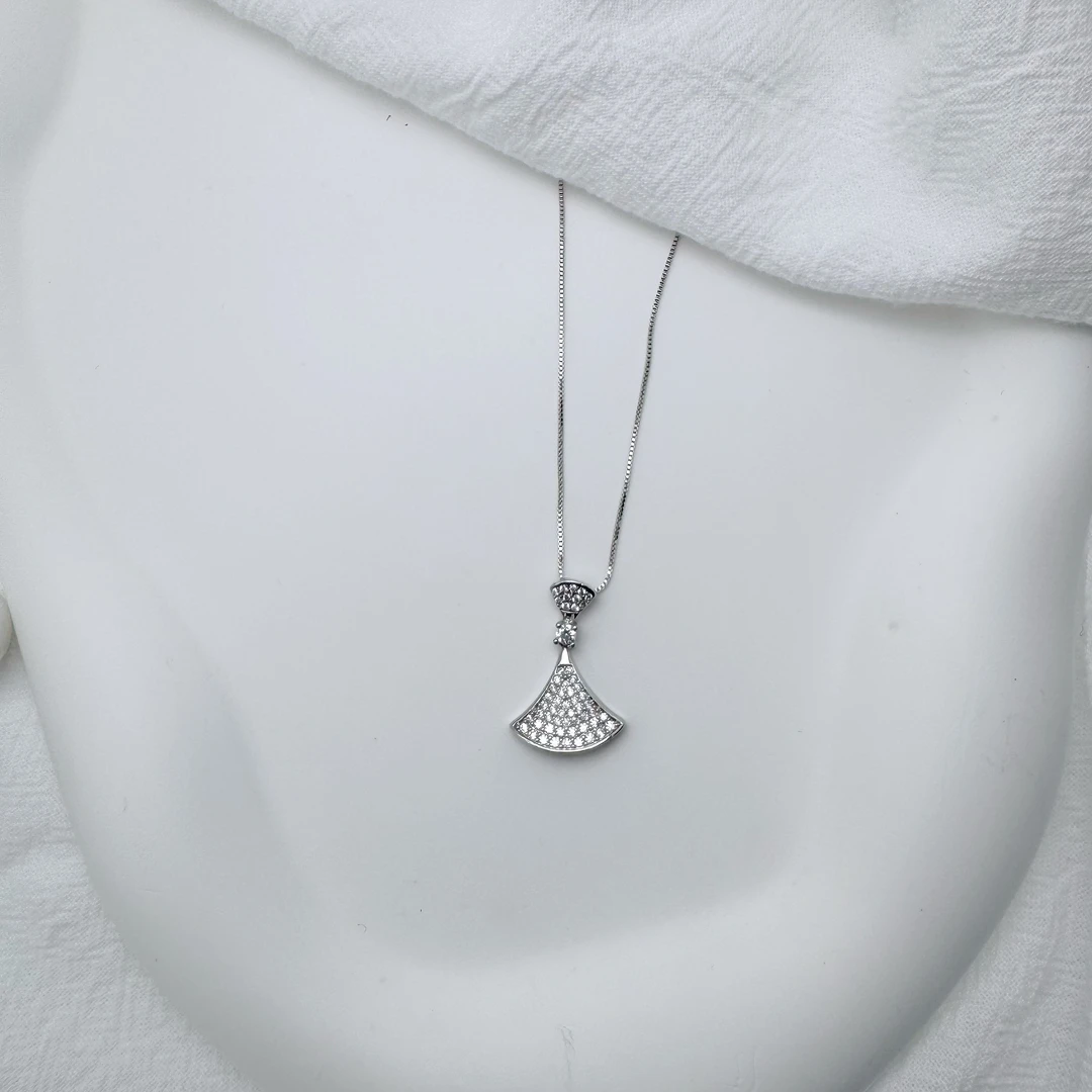 合金项链 满钻小裙子项链锁骨7-YW25T23