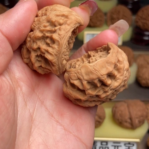 吊坠文玩核桃聚宝盆