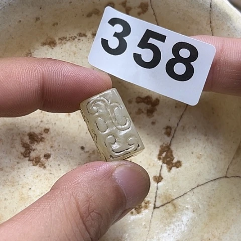 瓷片瓷器是古代文化与传统绘画相