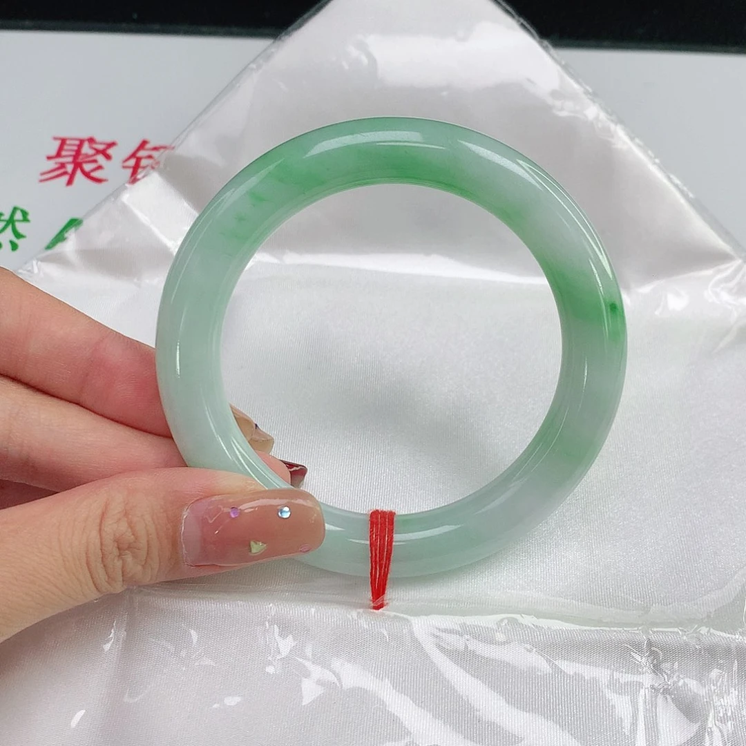 未镶嵌手镯翡翠104