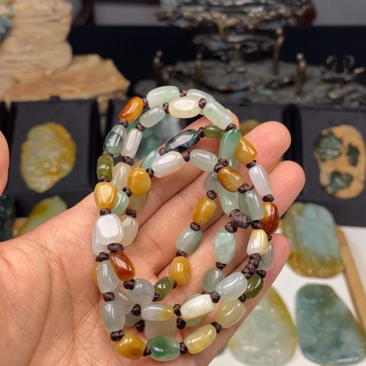 翡翠未镶嵌颈饰珠链