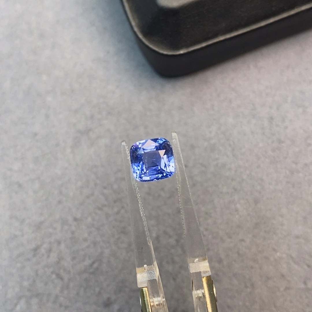 蓝宝石裸石2.54ct 吉尔德 无烧矢车菊