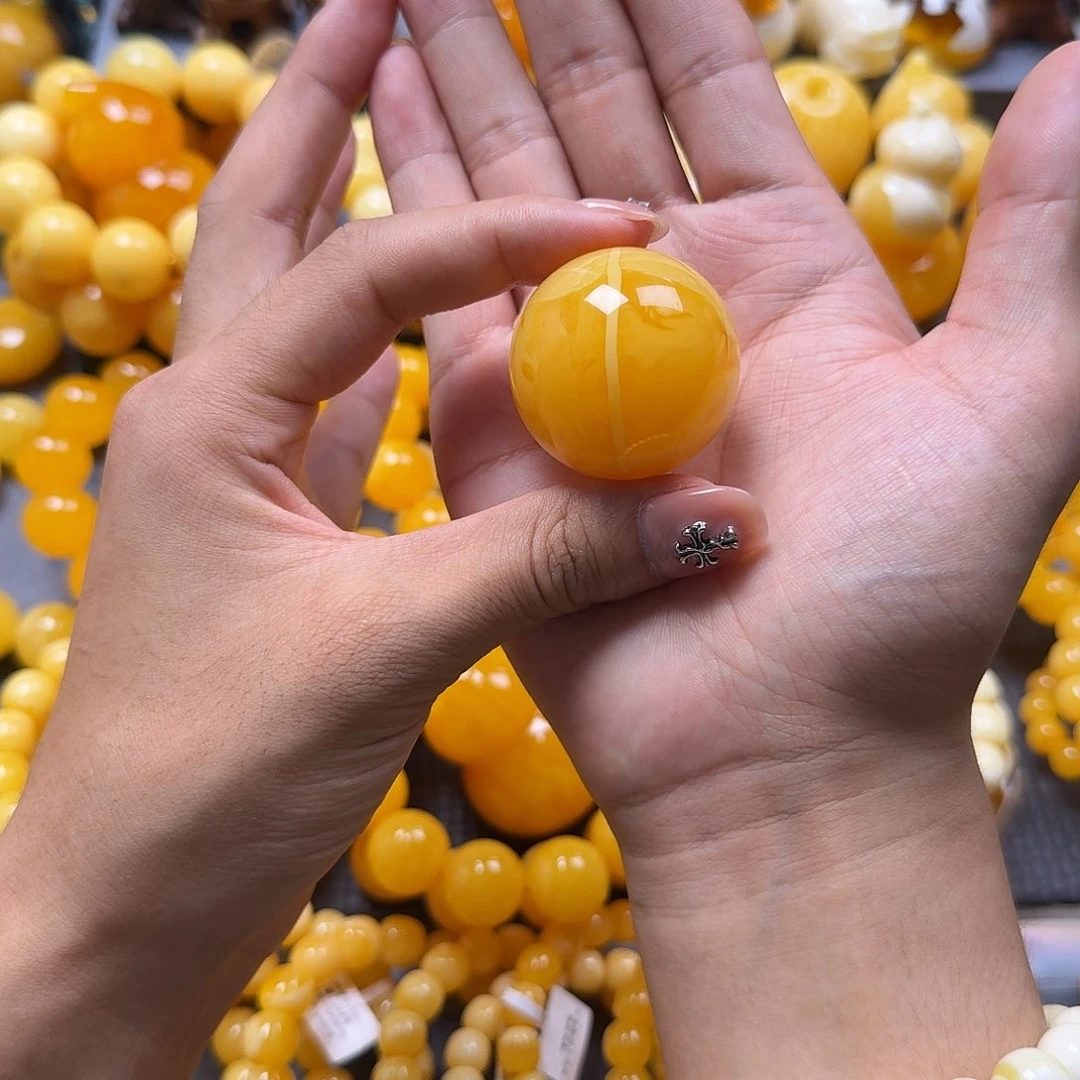 未镶嵌蜜蜡珠宝奇石37mm