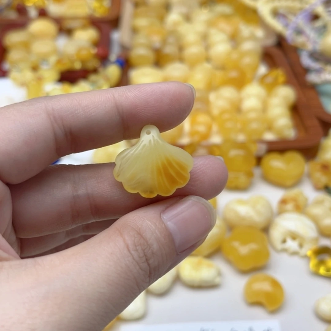 【闪购商品】未镶嵌蜜蜡裸石配饰