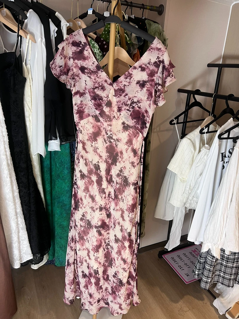 J016连衣裙v领夏季时尚显高显瘦