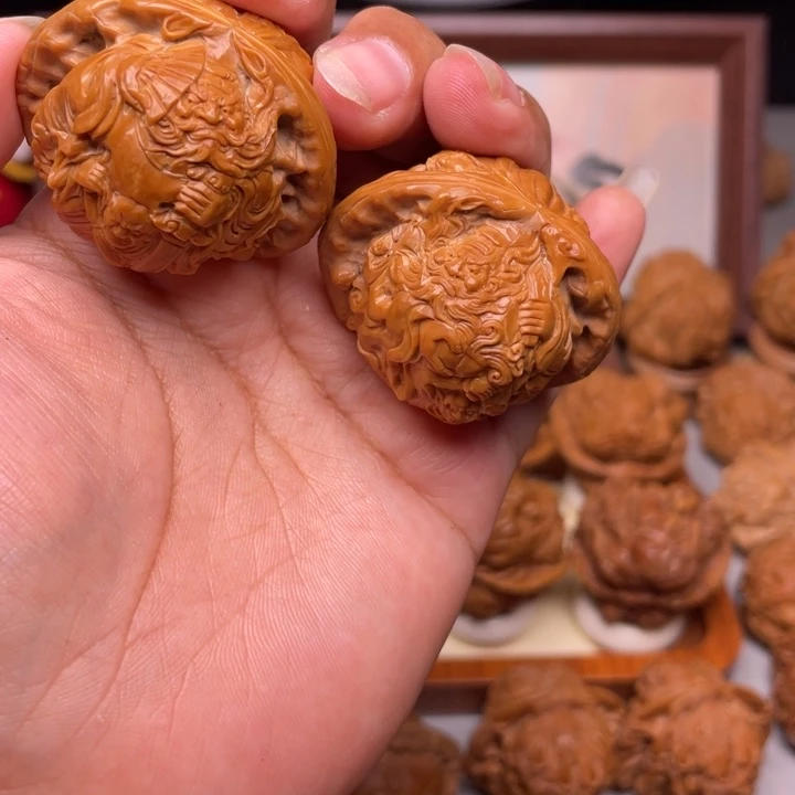 坏***坏白狮子雕刻的钟馗