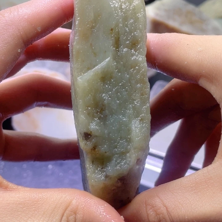 和田玉未镶嵌珠宝半成品