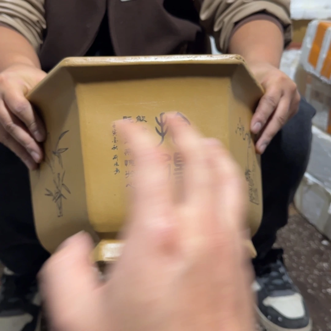 紫砂花盆口径29 26高度19厘米