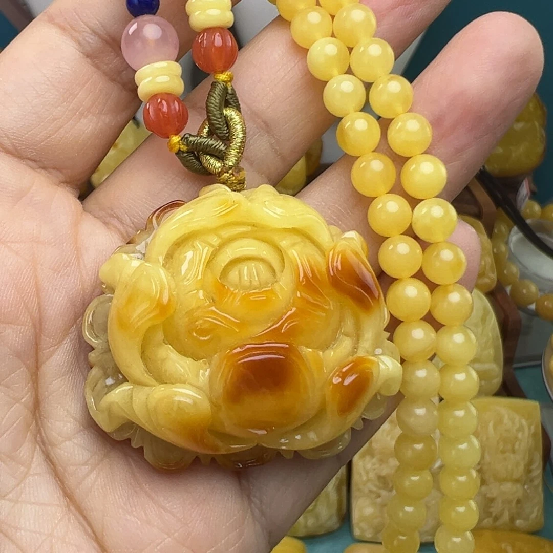 蜜蜡吊坠(赠链)未镶嵌