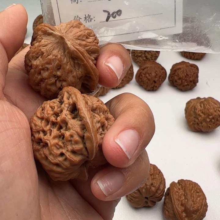 文玩核桃把件用****6龙洞峪71