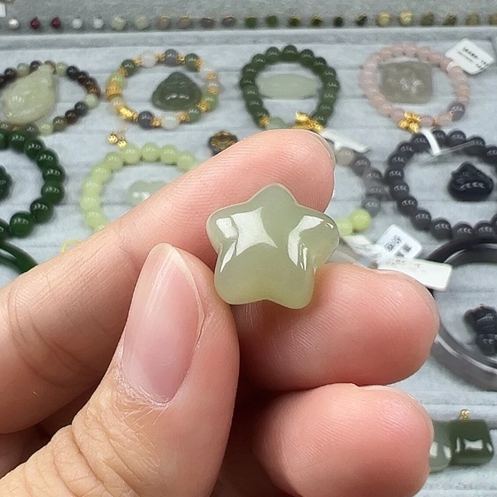 和田玉未镶嵌珠宝半成品