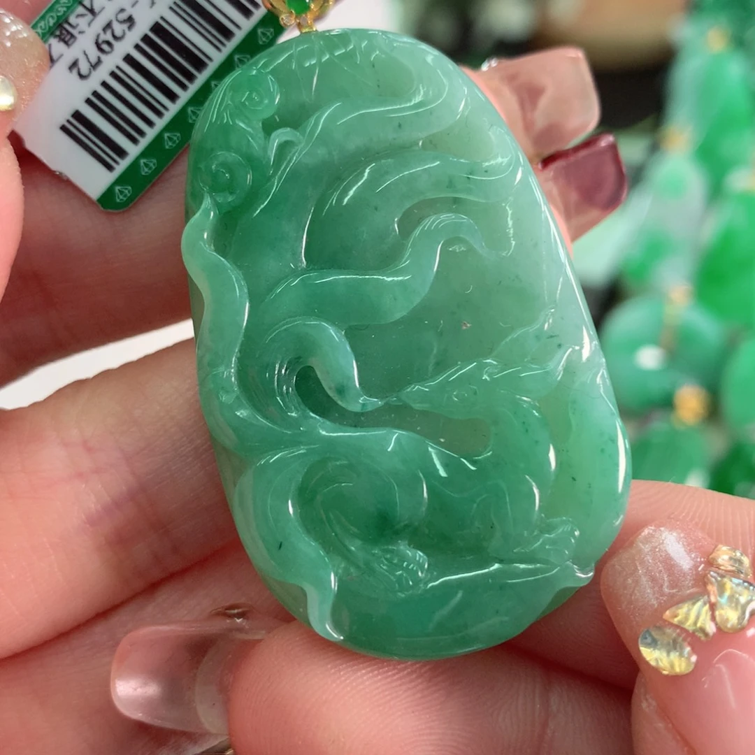 翡翠吊坠(不含链)18K金镶嵌