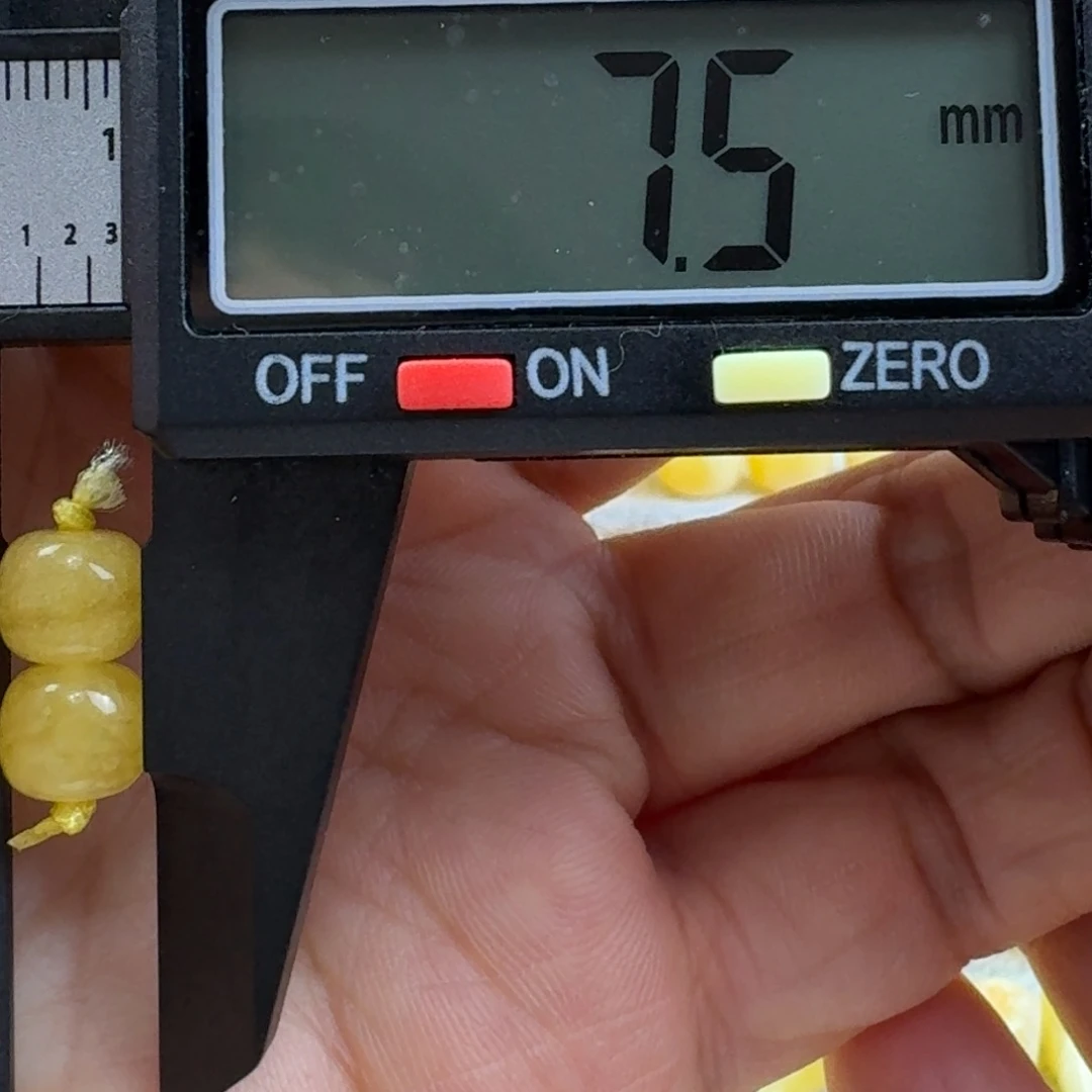 蜜蜡未镶嵌裸石25杂