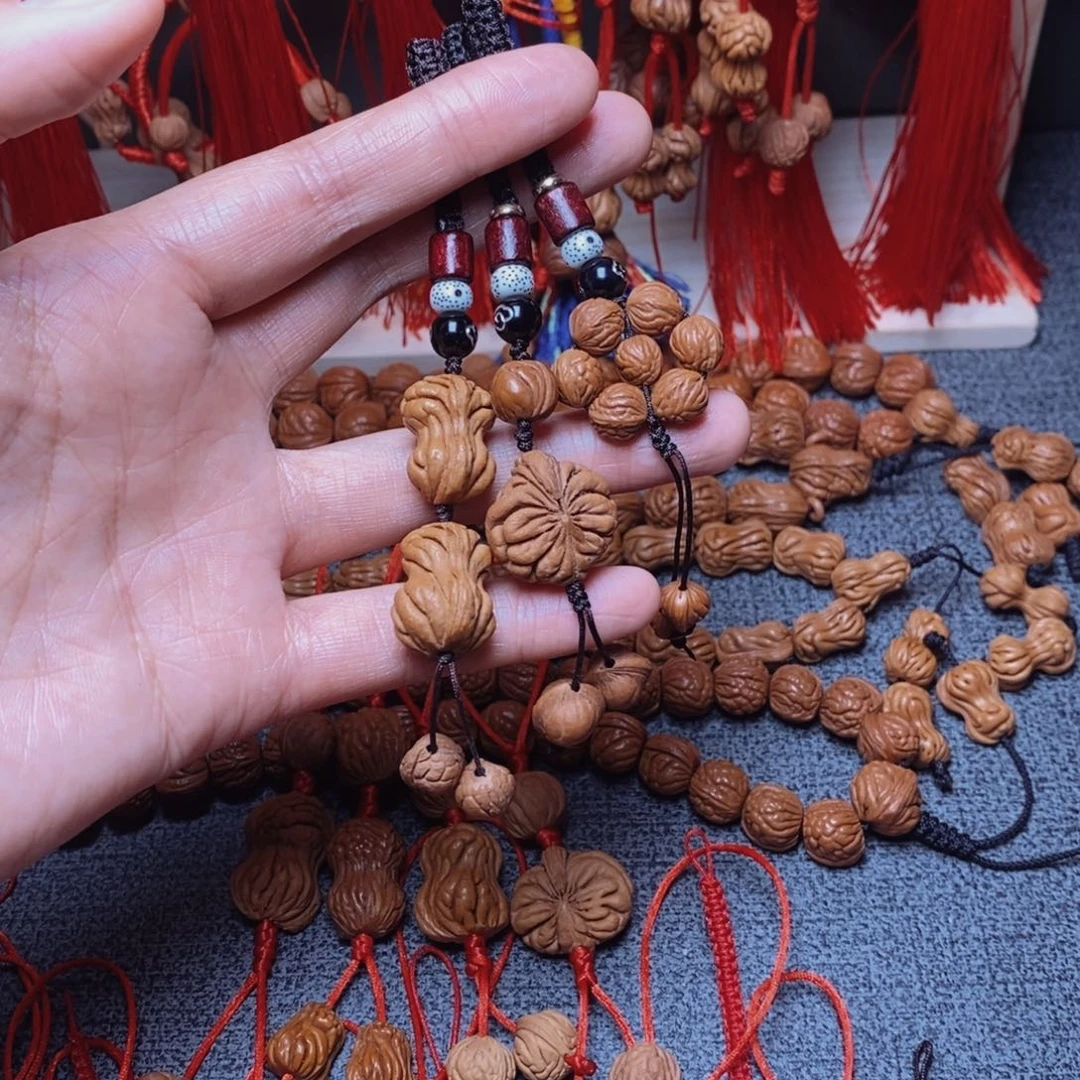 吊坠桃核桃枭挂件