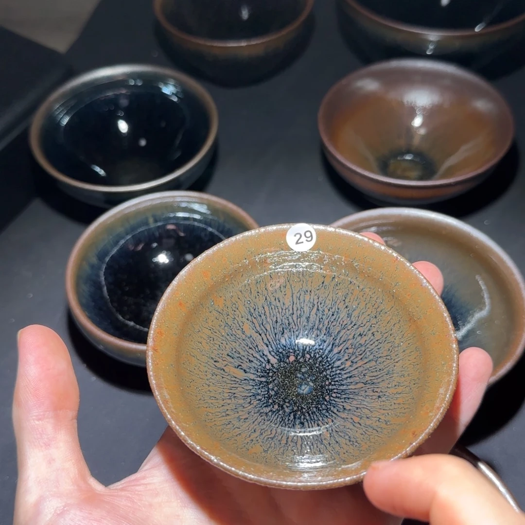 撇***2茶盏233456677788