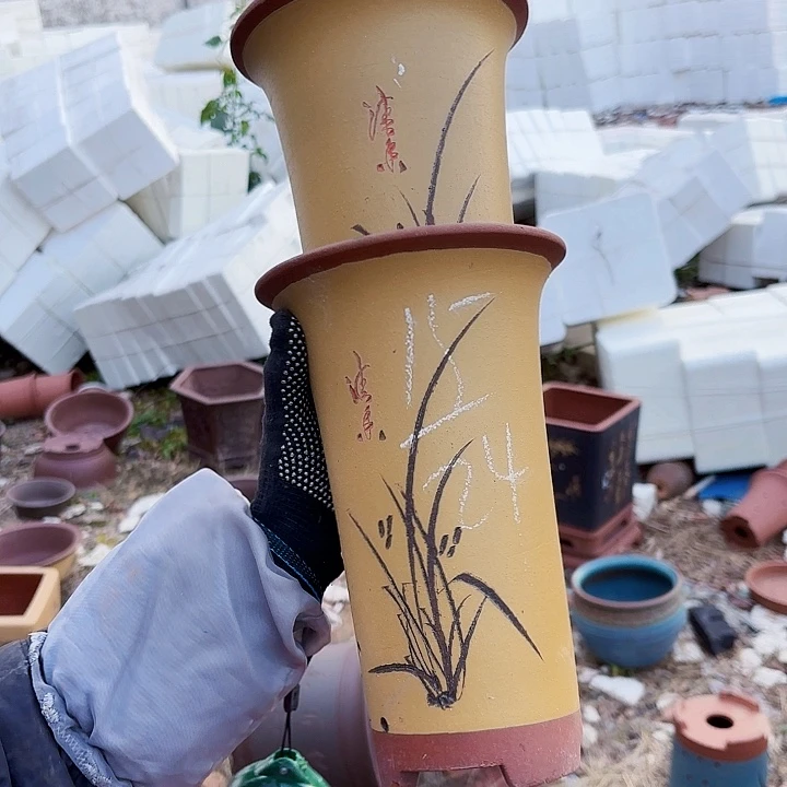 茶壶紫砂紫砂的颜色