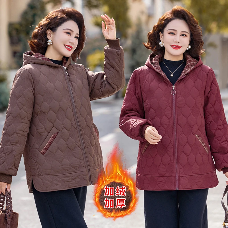妈妈冬装连帽加绒加厚休闲外套2025新款中老年女装时尚保暖棉服