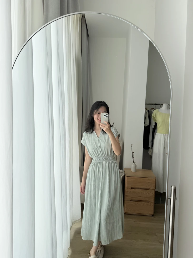 收腰气质夏季收腰白裙中长款夏季小众连衣裙长裙法式