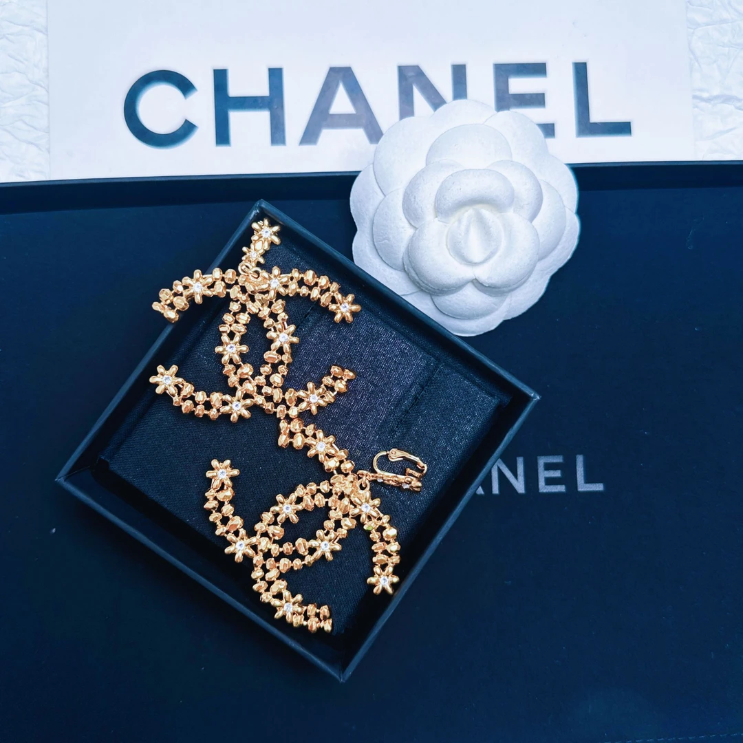 95新 Chanel/香奈儿 柚礼中古/香奈儿素金花朵双C耳夹CG501254