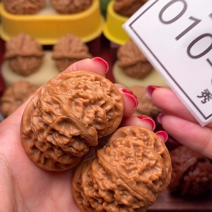 把件桃核宫灯43……