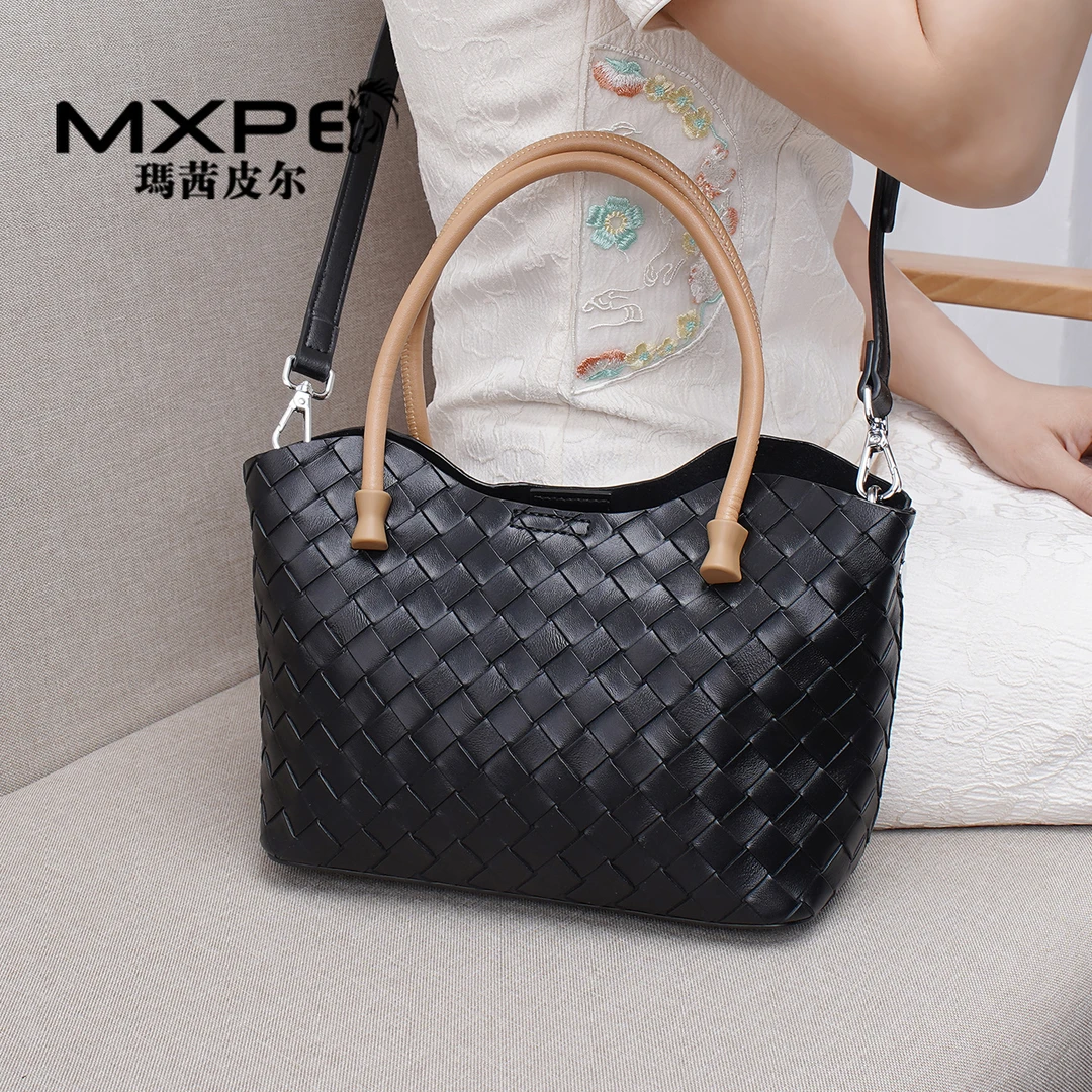 女士斜挎包2025新款时尚菜篮子包斜挎真皮编织包大容量手提单肩包