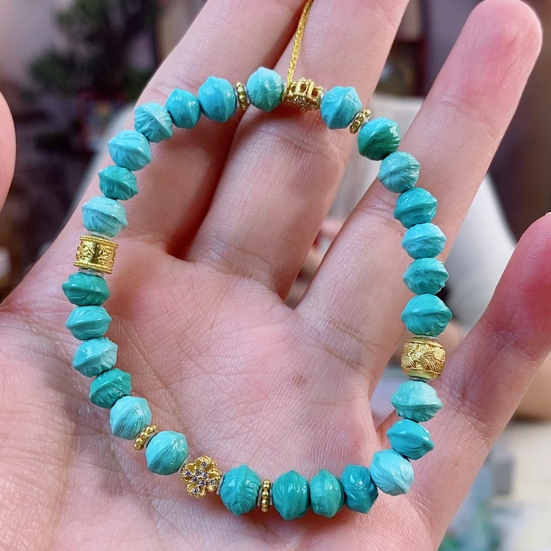 绿松石未镶嵌珠宝奇石