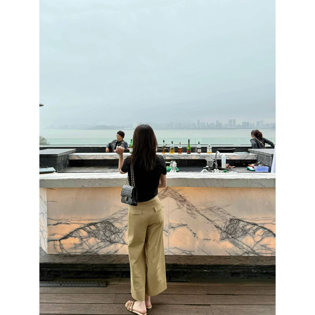 纯欲慵懒风女装修身显瘦直筒裤洋气衣服女小个子早春老钱风套装