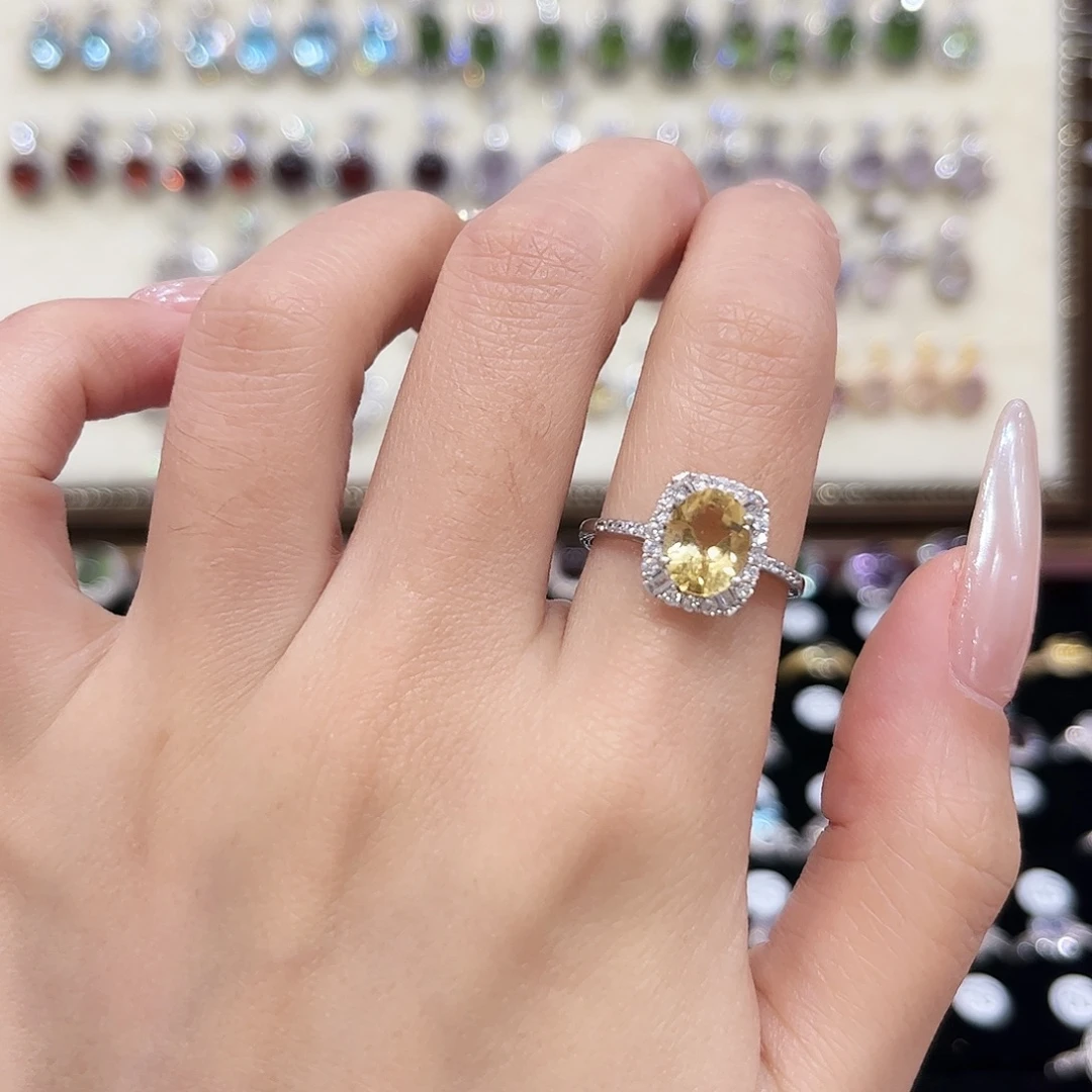 青***瑶银S925镶嵌戒指黄晶