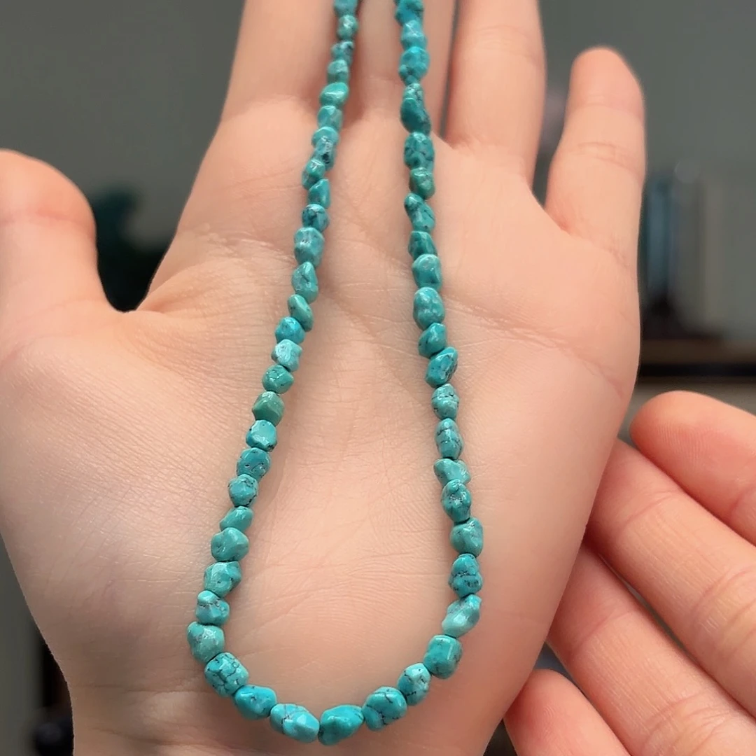 绿松石未镶嵌颈饰