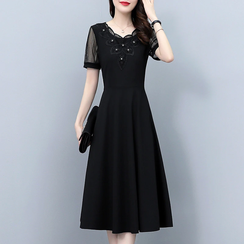 阔太太镂空短袖修身显瘦中长款大码女装胖连衣裙夏