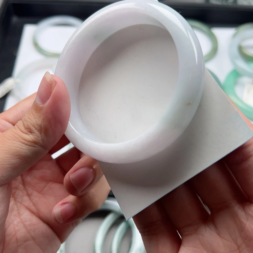 翡翠手镯未镶嵌58.1*15.3*8.1