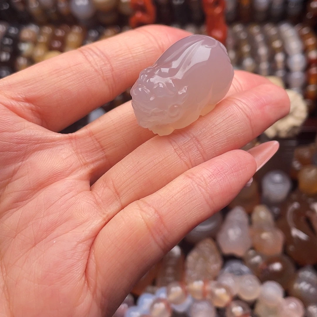 玛瑙/玉髓未镶嵌珠宝奇石