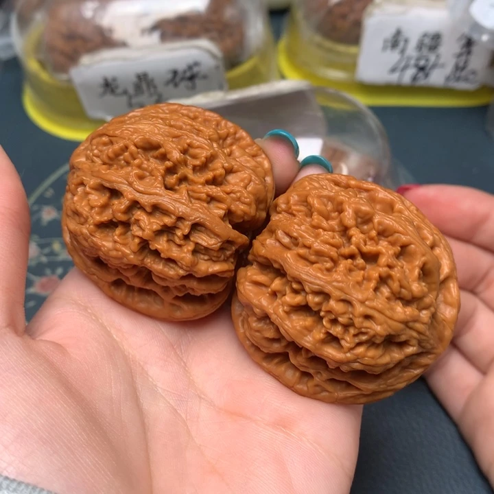 文玩核桃把件48-30929-0