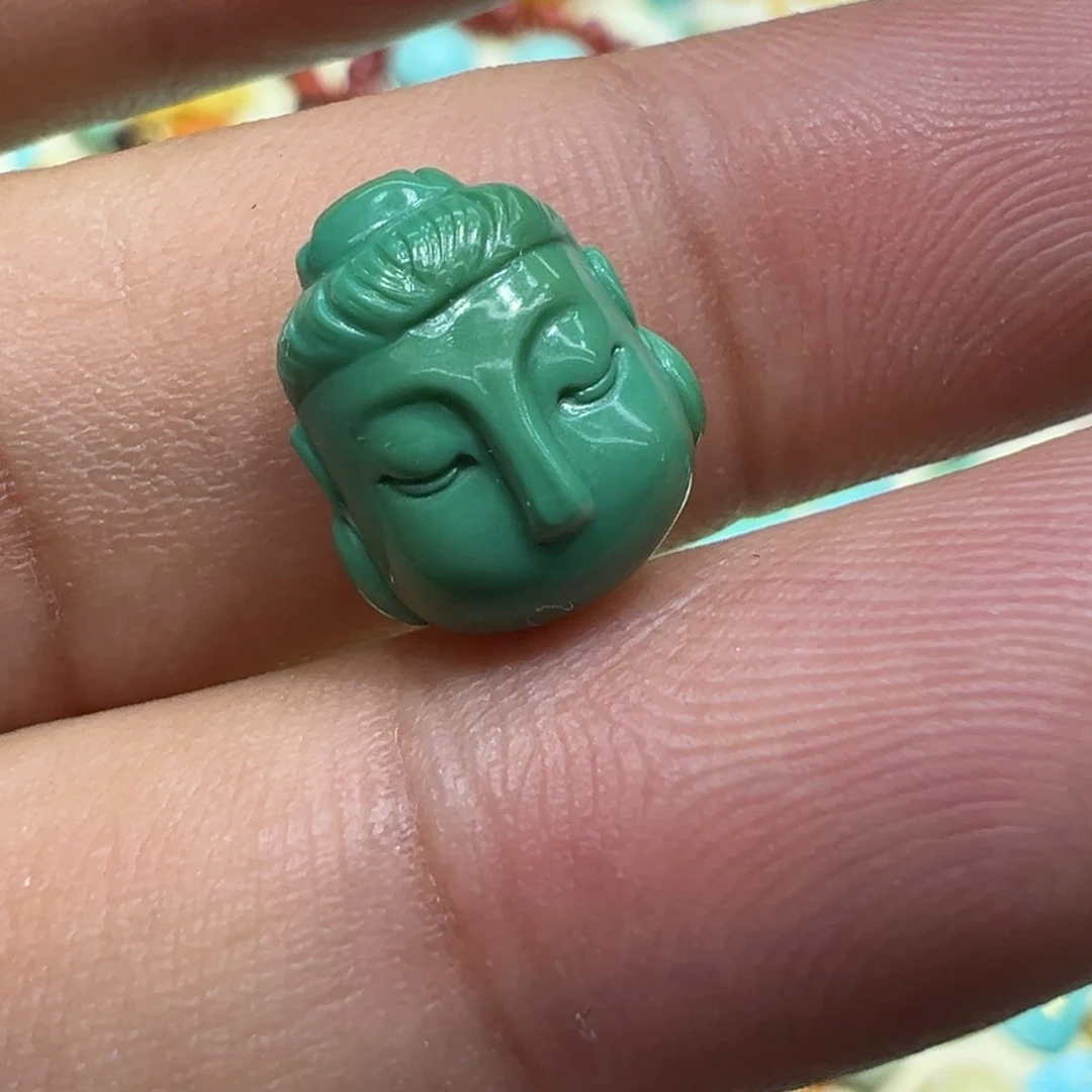 未镶嵌绿松石颈饰