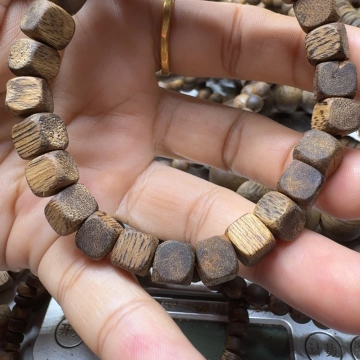 ¥***E沉香碎屑沉香06方糖朱