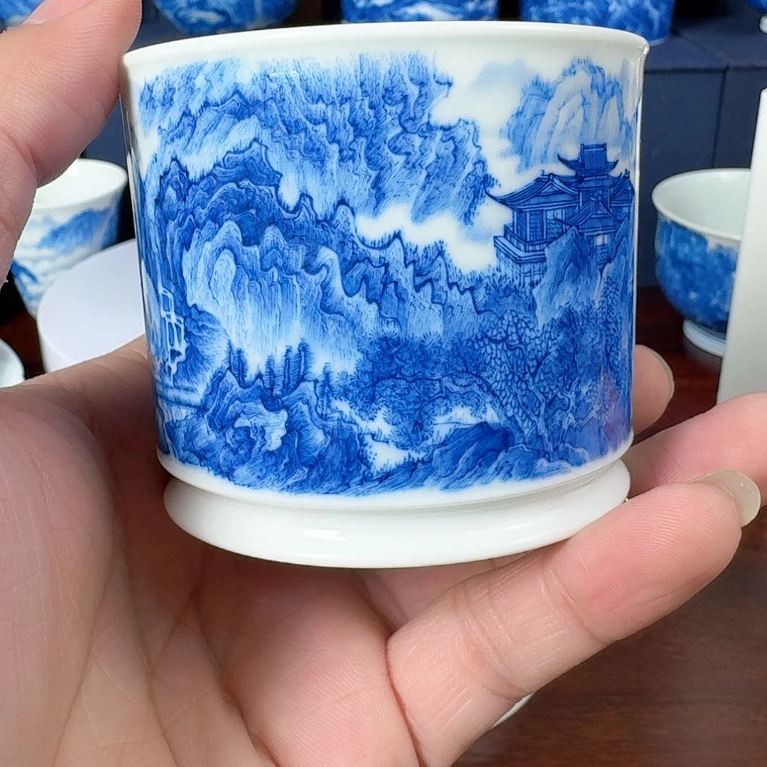 景德镇陶瓷主人杯子