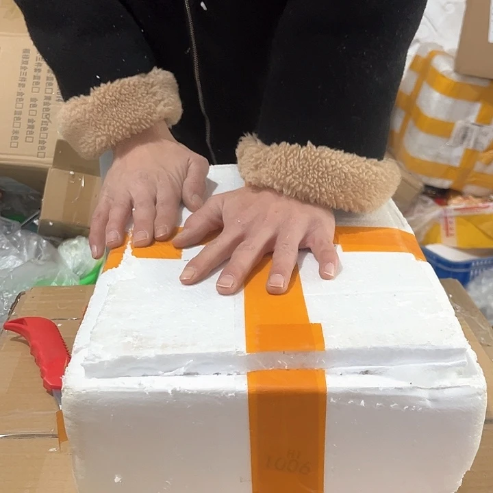 红陶小*啊树脂材质花花瓶瓶罐罐等等20