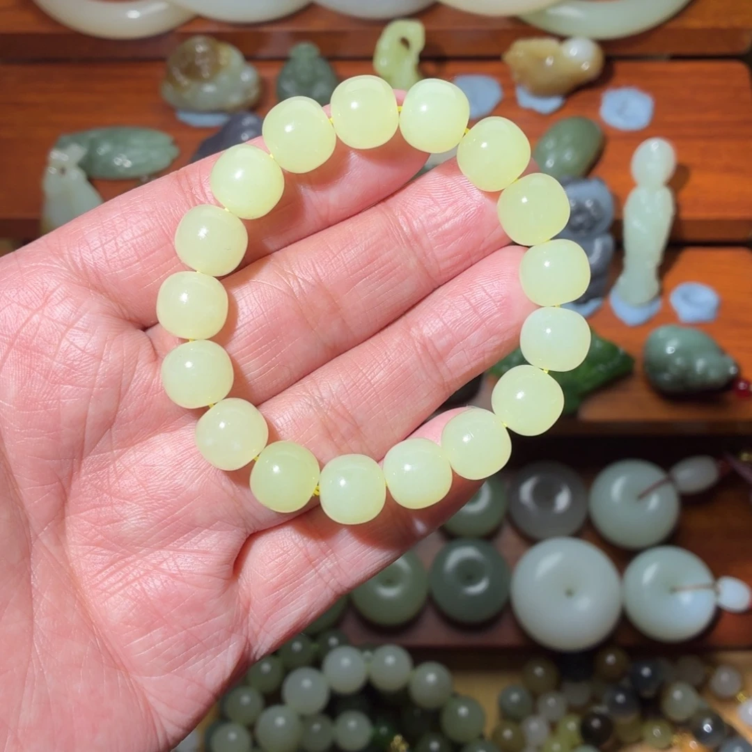 和田玉未镶嵌手串