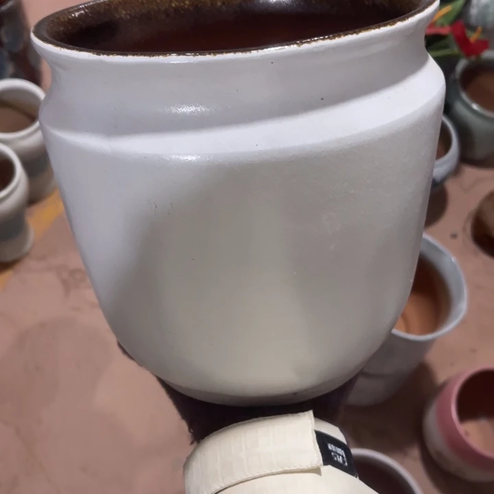 紫砂花盆口径20高度20一只瑕疵