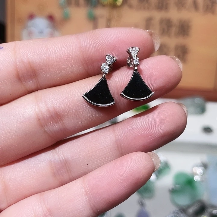 翡翠银S925镀金镶嵌颈饰