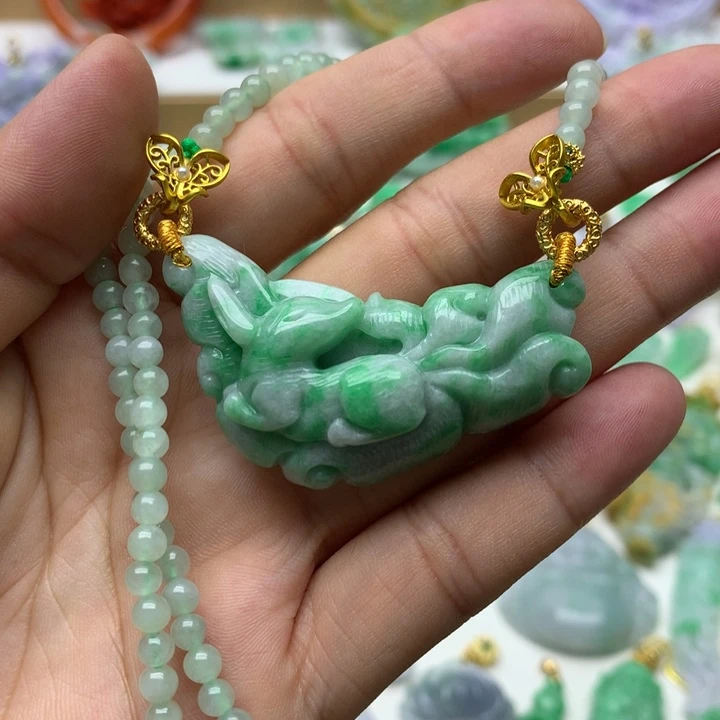 颈饰未镶嵌翡翠翡翠
