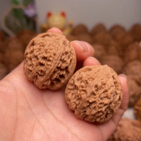 吊坠文玩核桃野生无名34全品