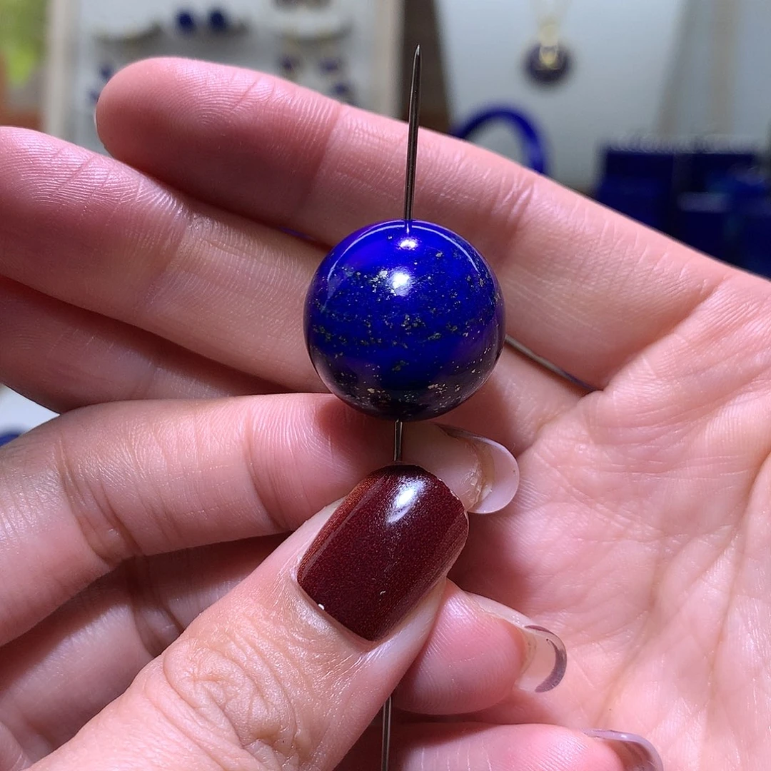 青金石未镶嵌天然原矿单圆珠20.2 m