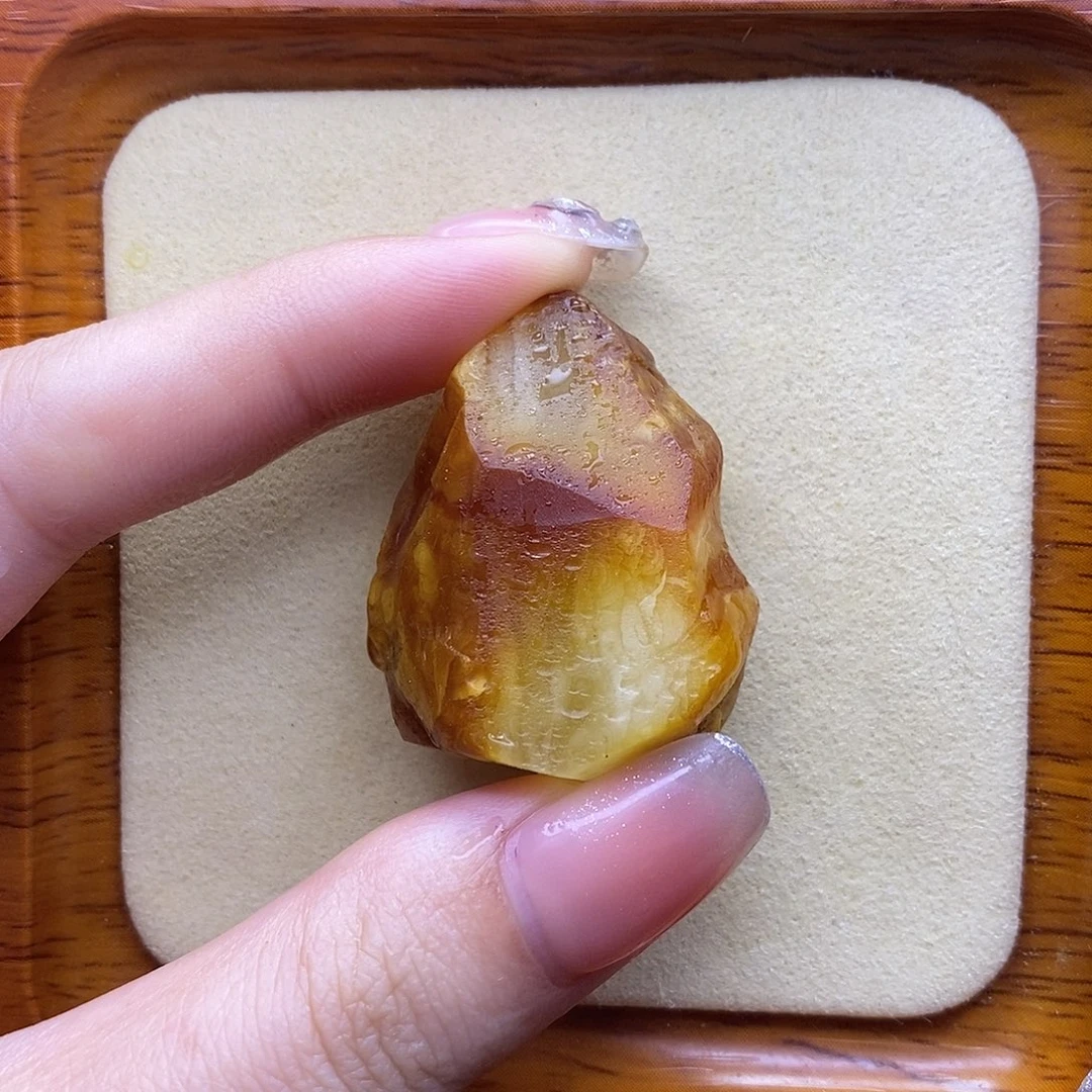 定制琥珀未镶嵌陈