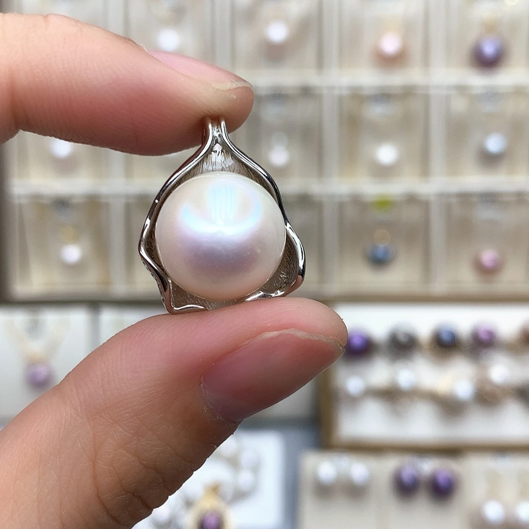 淡水珍珠颈饰合金