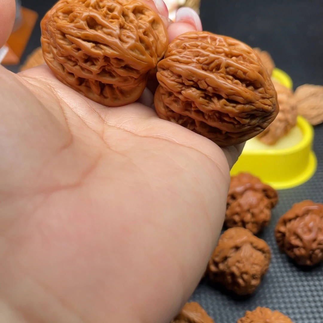 文玩核桃吊坠马**?虎头